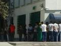 В Туркменистане задерживают граждан, стоящих в очереди к банкоматам 