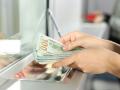 Под видом обмена валют у киевлянки украли $3300 