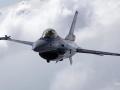 Истребитель США F-16 случайно уронил ракету на Японию 