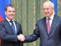 Азаров и Медведев решили, что торговой войны не будет