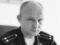 Виявили мертвим на паркані будинку: у Росії загадково помер військовий комісар