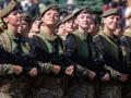 Парад на каблуках: Минобороны закупит новые модели обуви для девушек-военнослужащих