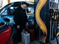 Кожна четверта заправка в РФ могла ввести ліміт на продаж бензину