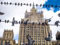 Дипломатичний "десант" із Європи: посли трьох країн прибули до РФ на переговори
