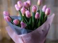 Як подовжити життя тюльпанам у вазі: копійчаний засіб для свіжості квітів