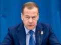 США та Ізраїль атакують Іран: Медведєв відреагував і обізвав Трампа