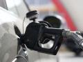 Бензин та дизель можуть здешевшати на 3-4 грн за літр – експерт