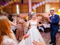 Новые типы браков и причины разводов: ко Дню влюбленных эксперты рассказали о семье в Украине
