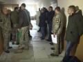 Военные сборы в Украине: в военкоматах аншлаги, резервисты рвутся на полигоны