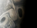 Космічний апарат NASA зняв фотографію газового гіганта Юпітера з моторошним "обличчям"