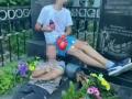 У Вінниці підлітки влаштували на кладовищі "фотосесію": що їм за це загрожує