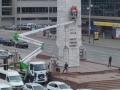 У Києві прибрали радянську зірку з обеліска на Галицькій площі: з'явилися фото