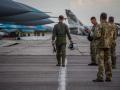 Двоє українських військових пілотів повернулися з полону РФ