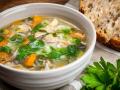 Коли солити суп — у кінці чи на початку приготування: секрет кулінарів