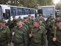 Регіони РФ не шкодують грошей "мисливцям за контрактниками" через страх мобілізації