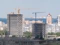 Війна не обвалила ціни. Чому квартири в Києві досі дорогі і чого чекати далі
