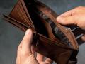 Їдять сурогати замість продуктів: росіяни змушені економити на їжі через війну Путіна
