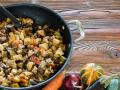 Як приготувати баклажани з фаршем на сковороді