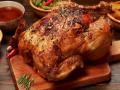Як запекти курку в духовці, щоб вона вийшла соковитою і з красивою скоринкою