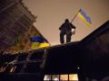 Правый сектор: на Майдане зажигают решительные