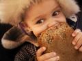 Хлебная карточка: почему городам Донбасса не хватает хлеба