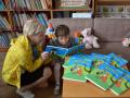 Читать на равных: в Украине впервые издана художественная рельефно-контурная книга для детей с нарушениями зрения