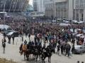 Полиция насчитала возле «Олимпийского» 5 тысяч человек, у Порошенко - 20