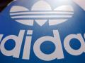 Adidas закрывает 160 магазинов в России из-за санкций и нефти