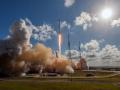 SpaceX успішно запустила ракету з рекордною кількістю супутників