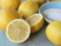 Як заморозити лимони, щоб зберегти їх свіжими: дієві хитрики