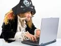 Украину пугают экономическими санкциями за пиратство