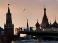 Кремль телефонує олігархам-втікачам та закликає повернутись у РФ, - FT