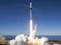 В США SpaceX запустила ракету Falcon 9 с 64 микроспутниками для 17 стран