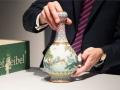 Найденную в коробке из-под обуви китайскую вазу продали за 16 млн евро