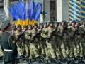 Зеленский пообещал всем военным премии вместо парада на День независимости