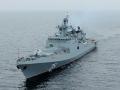 Россия отправила в Азовское море ракетный фрегат с вертолетом 