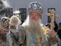 Волынский митрополит запретил священникам идти в депутаты