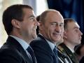 Рейтинги Путина и Медведева еще растут