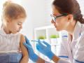 Нет прививки – штраф 2,5 тысячи евро: в Германии приняли жесткий закон