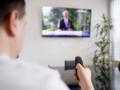 Українці назвали головні джерела новин: телебачення втрачає позиції