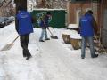Киевляне начали зарабатывать на уборке снега на заказ
