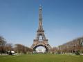 Во Франции продали часть Эйфелевой башни