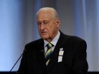 96-летнего почетного президента ФИФА поймали на взятке