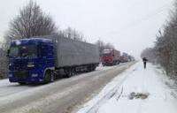 Власти ограничиваеют въезд в Киев, ссылаясь на снегопады