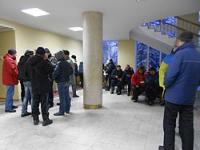 Протестующие освободили Черниговский облсовет