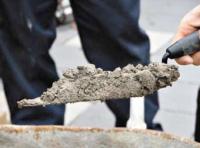 Азаров лоббирует украинские цемент и бетон