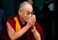Далай-лама подал в отставку