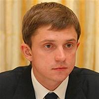 Олесь Довгий выразил возмущение бюджетом Азарова