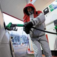 Лисичанский НПЗ отправил в РФ 74% произведенного бензина
