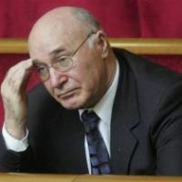 Депутаты возобновили давление на Стельмаха